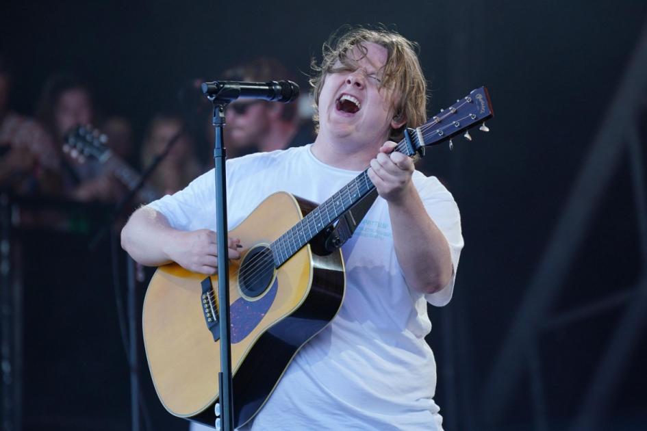 Glastonbury’s Pyramid stage crowd carries Lewis Capaldi through voice issues